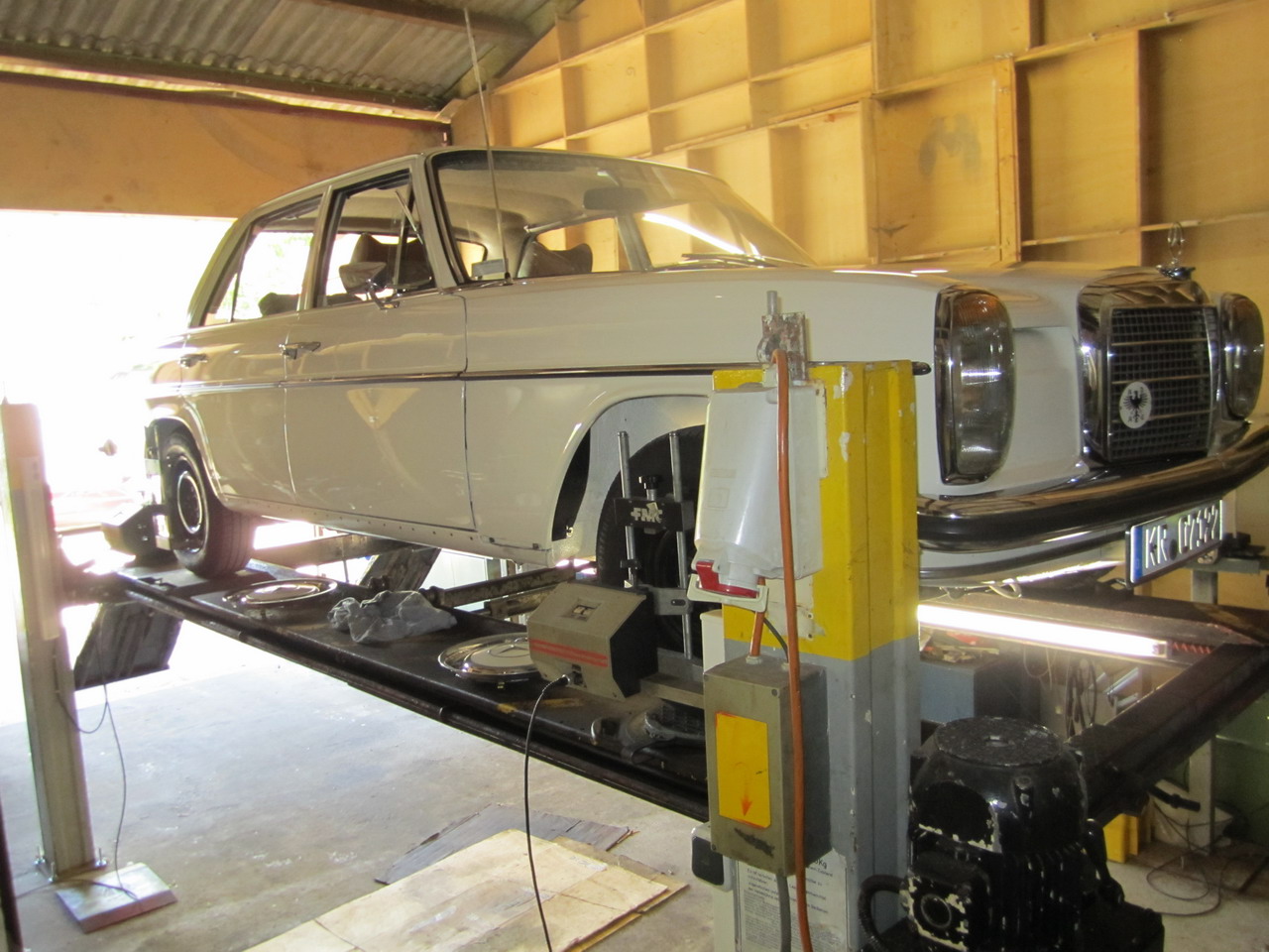 B27_Alex230-8_Vorderachse