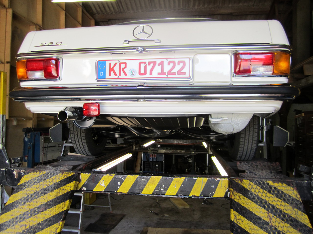 B29_Alex230-8_Vorderachse