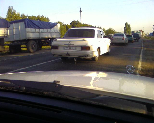 WeisserStrichachtUA4