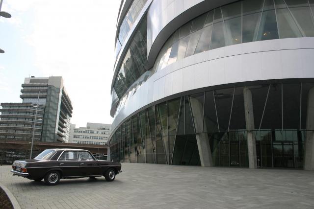 Mercedes-Museum-1