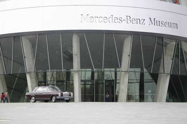 Mercedes-Museum-5