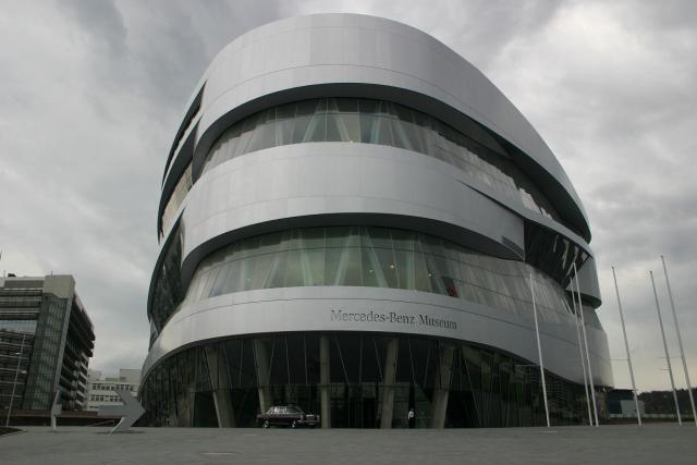 Mercedes-Museum-6
