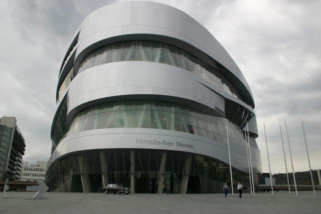 Mercedes-Museum-7
