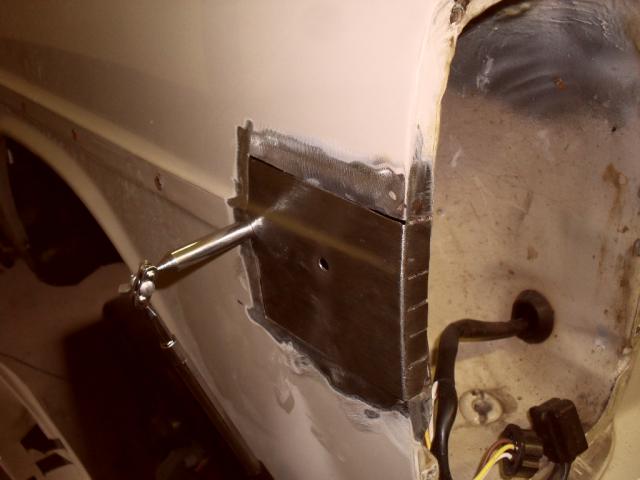 Neues Blech am Lampentopf