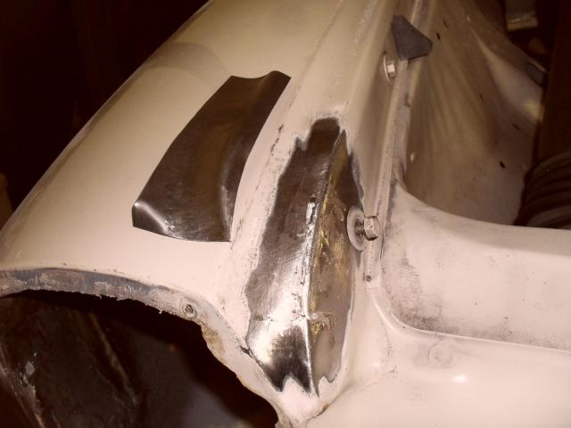 Neues Blech gedengelt für Roststelle am Kotflügel